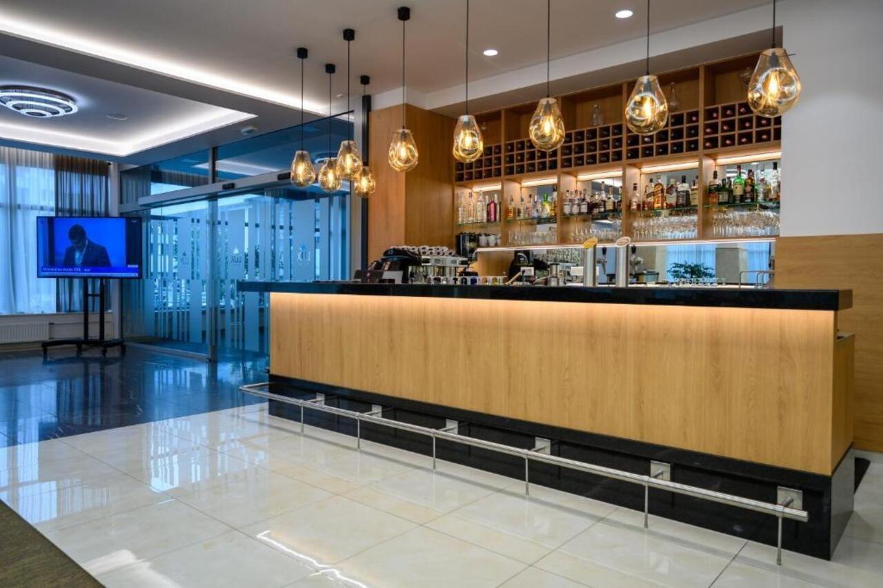 Hotel Lux Banska Bystrica Luaran gambar