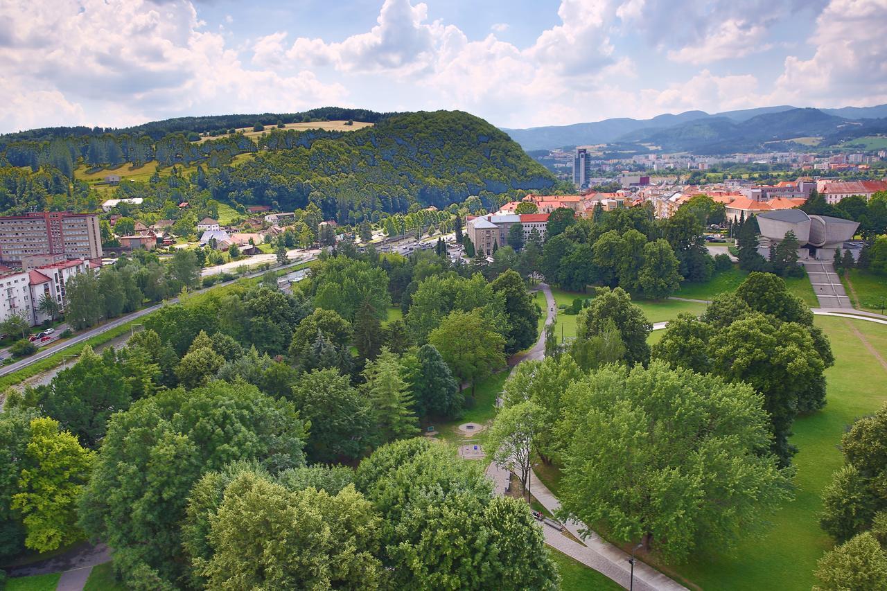 Hotel Lux Banska Bystrica Luaran gambar