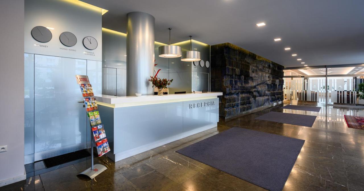 Hotel Lux Banska Bystrica Luaran gambar